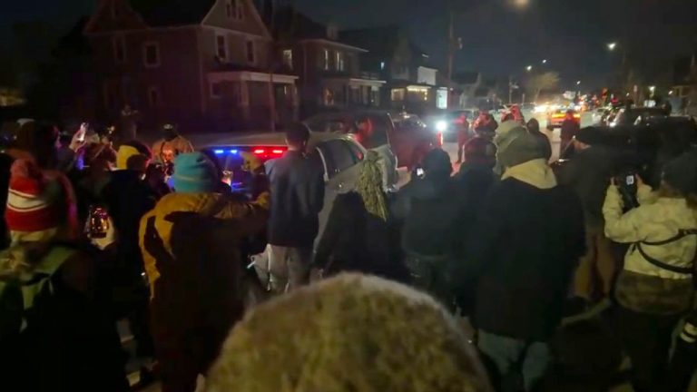 ICE agent shoots Venezuelan national in Minneapolis after shovel attack during ambush: DHS